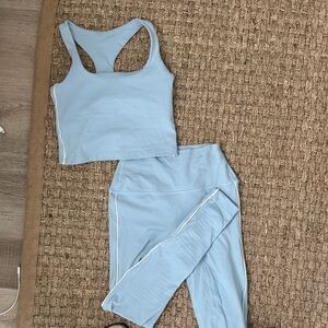 Light Blue Set Active/Parke